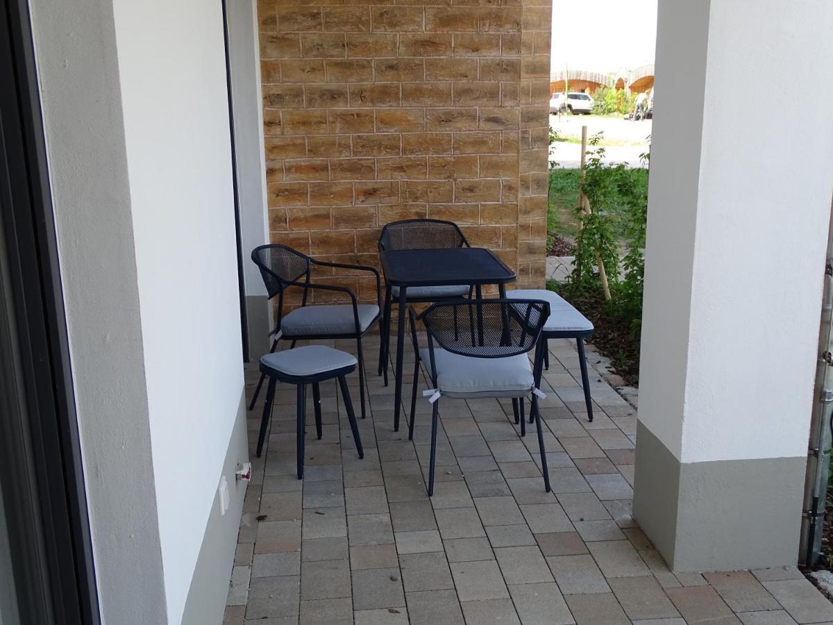 Feriendomizil Am Stoermthaler See, Lagovida, Leipziger Neuseenland, Grosspoesna, Privatstrand Exteriör bild